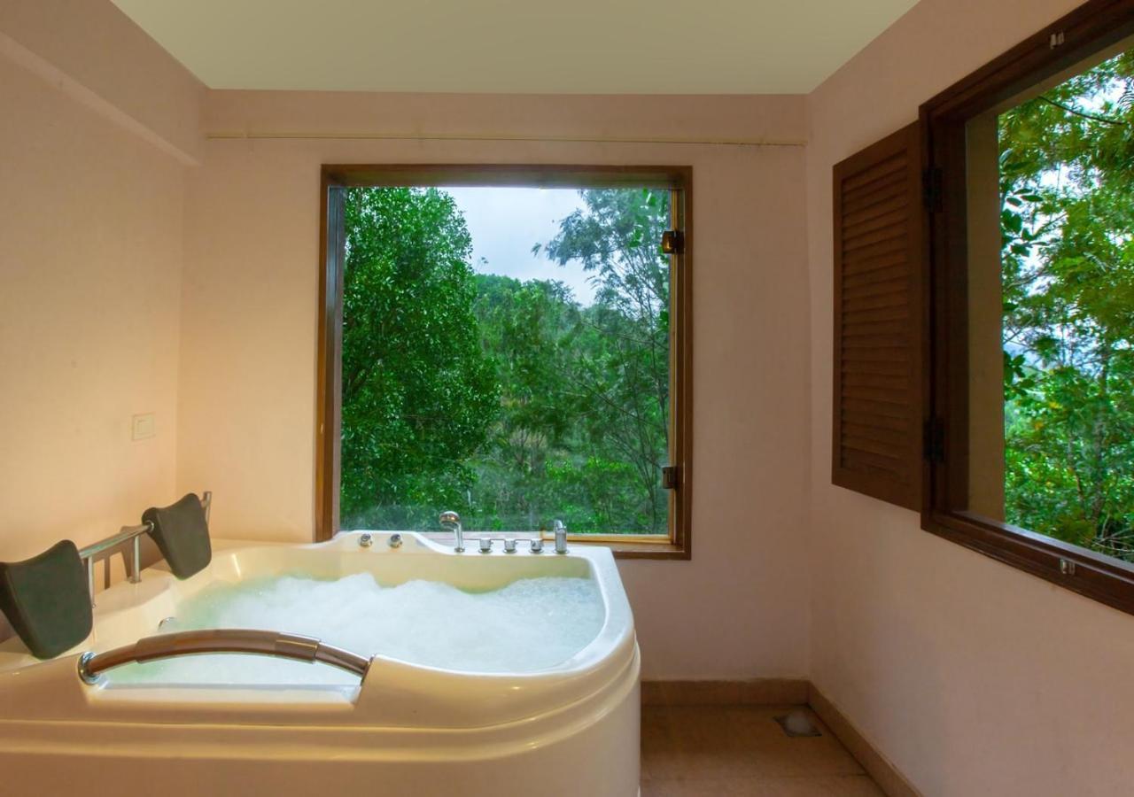 Oxygen Resorts Thekkady Eksteriør bilde